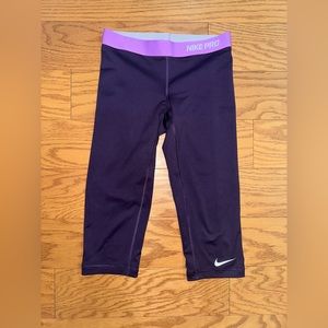 Women’s Nike Pro Purple Capri Leggings size S